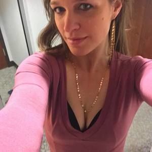 Meet your Posher, Adrienne